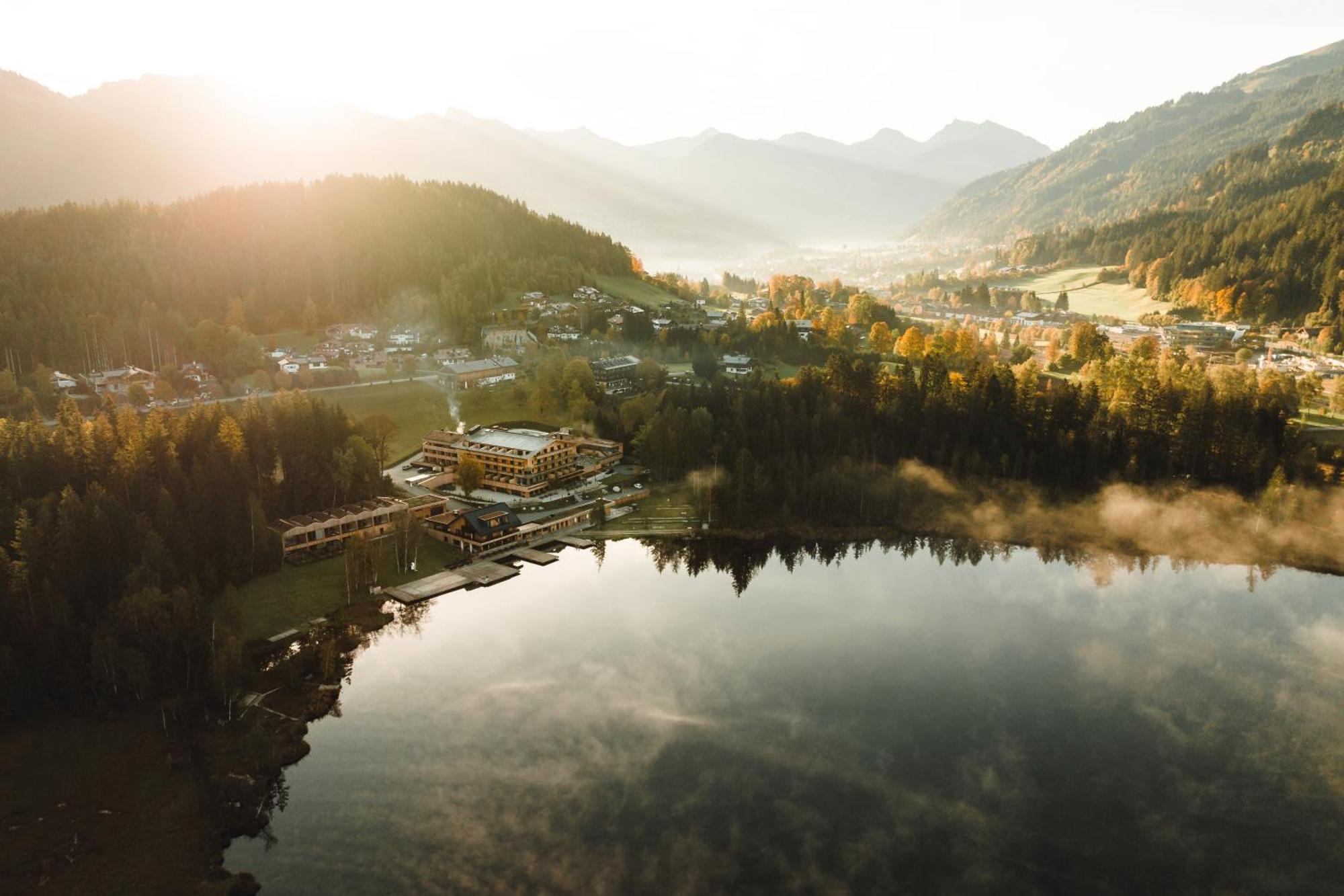 Alpenhotel Kitzbuehel Am Schwarzsee Kültér fotó